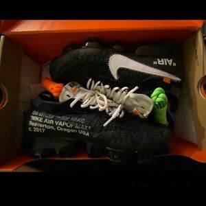Off-White vapor max